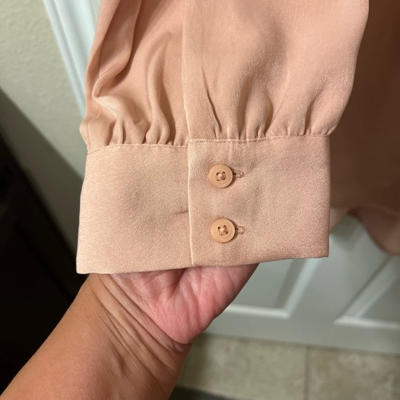 New 100%polyester blouse beautiful rose gold - Picture 2 of 6